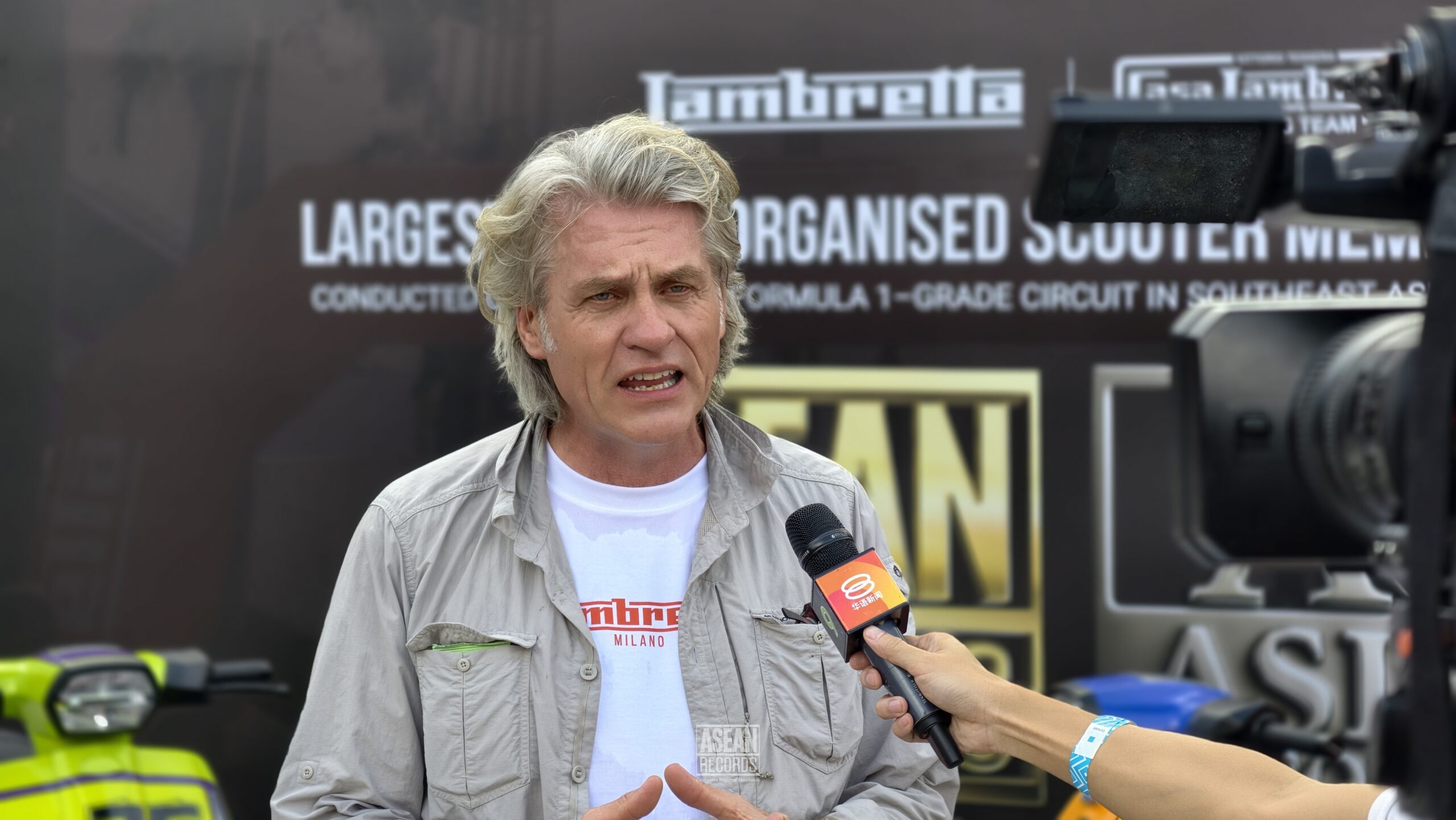 Lambretta Sets ASIA Record for Largest Scooter Fun Ride