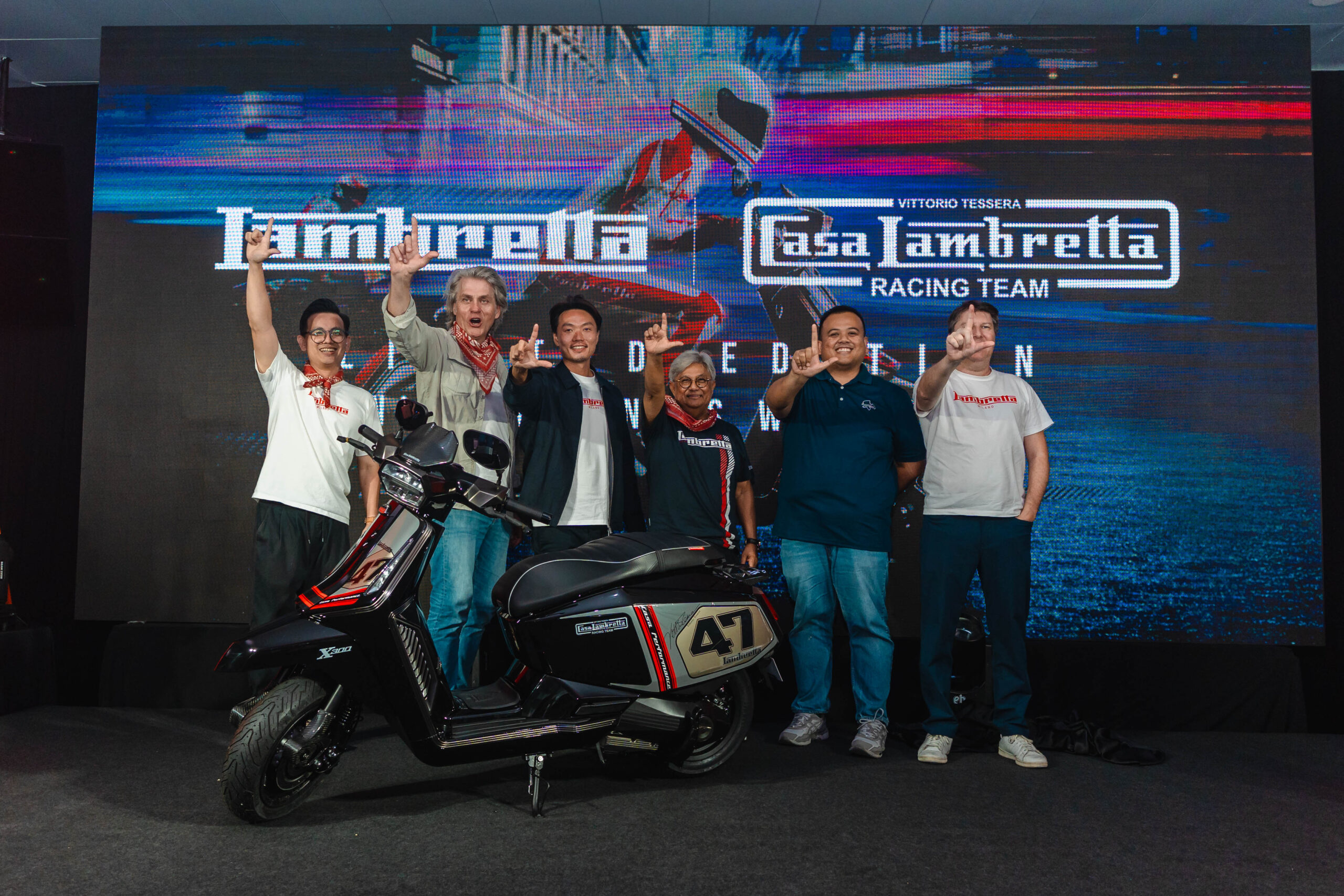 Lambretta Sets ASIA Record for Largest Scooter Fun Ride