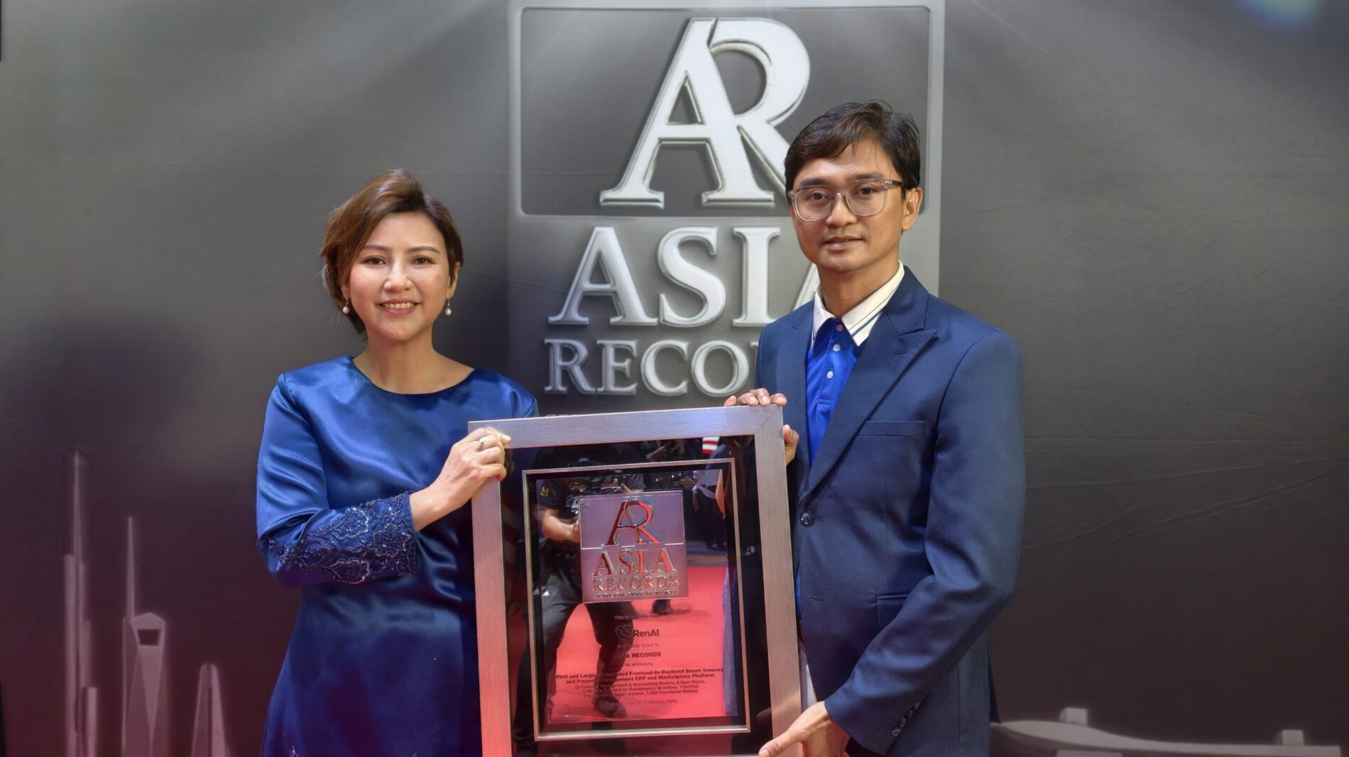 RenAI 荣获亚洲纪录认证 树立智慧租赁与物业管理科技洲际新标杆